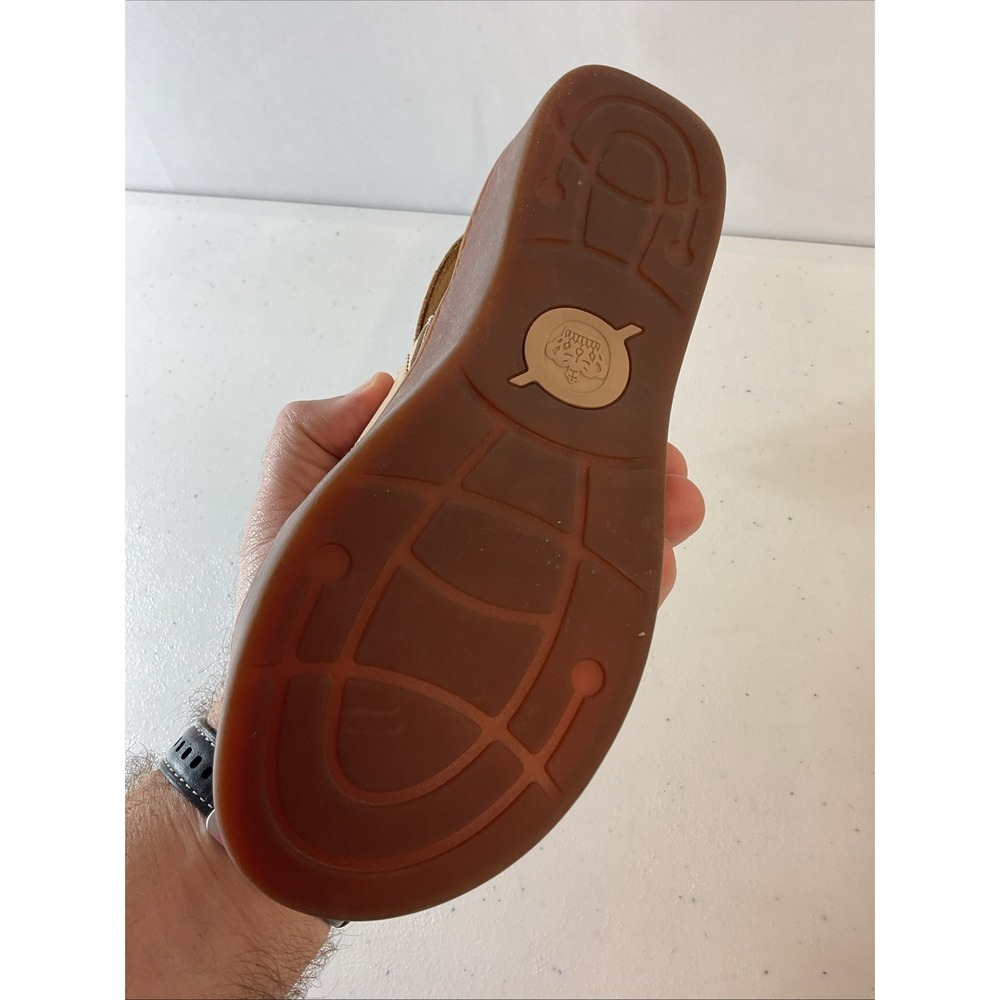 Women’s Two-Tone Tan & Beige Leather Slingback Sandals - Picture 10 of 15